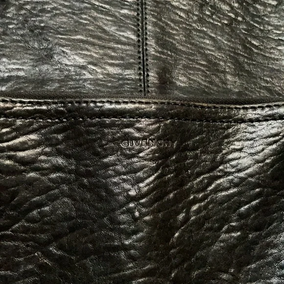 Givenchy genuine leather crossbody bag - Picture 8 of 16